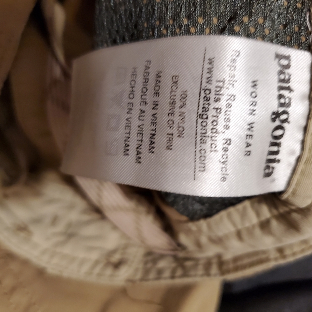 Patagonia Cargo Shorts size 36 - Picture 3 of 4